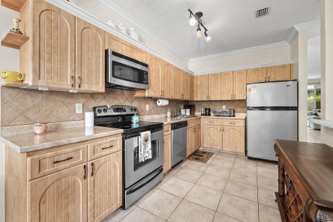 Townhouse in Boca Raton, Florida 3 bedrooms, 160.54 sq.m. № 2181476 - photo 13