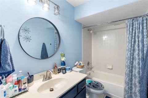 Condo in Clermont, Florida, 2 bedrooms  № 1881447 - photo 20