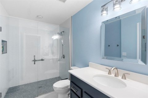 Condo in Clermont, Florida, 2 bedrooms  № 1881447 - photo 15