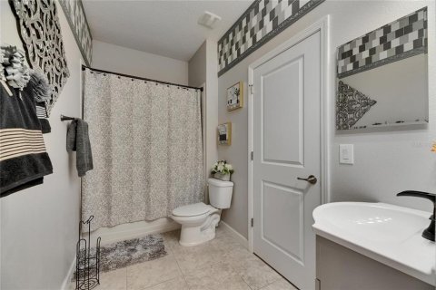 House in Wimauma, Florida 5 bedrooms, 352.94 sq.m. № 1744533 - photo 21