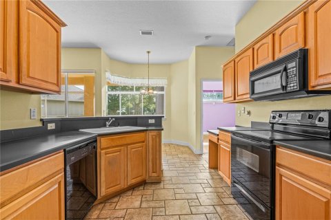 House in Ormond Beach, Florida 3 bedrooms, 172.24 sq.m. № 2428883 - photo 7