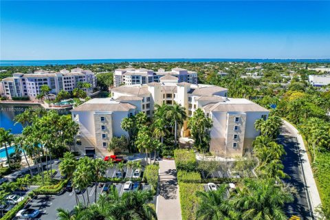 Condo in Key Biscayne, Florida, 3 bedrooms  № 1891050 - photo 2