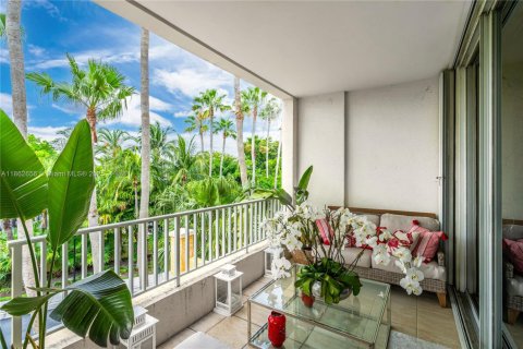 Condo in Key Biscayne, Florida, 3 bedrooms  № 1891050 - photo 19