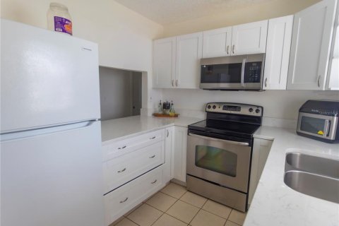 Купить виллу или дом в Тампа, Флорида 5 комнат, 123.65м2, № 2310280 - фото 7
