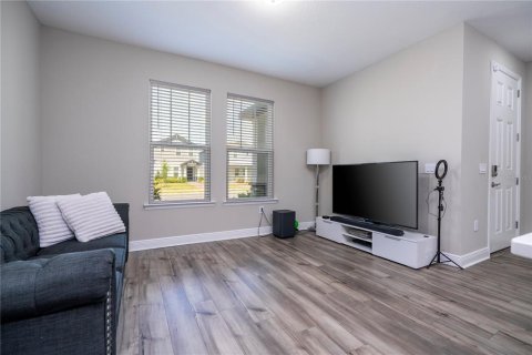Casa en venta en Winter Garden, Florida, 4 dormitorios, 185.43 m2 № 1719641 - foto 11
