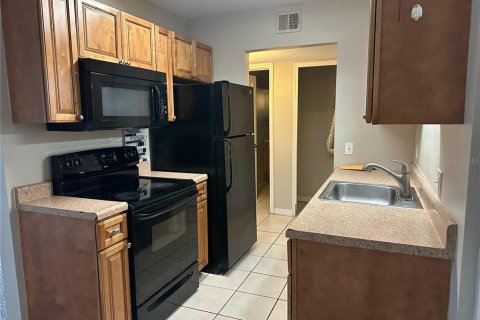Condominio en alquiler en Winter Park, Florida, 2 dormitorios, 81.85 m2 № 1620710 - foto 3