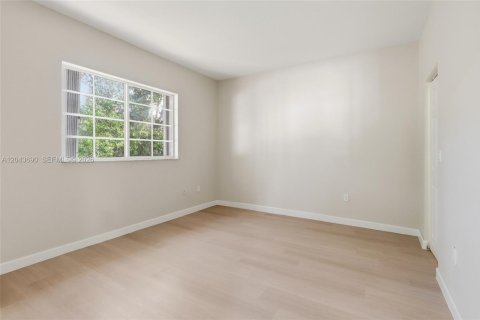 Condominio en venta en Homestead, Florida, 3 dormitorios, 110.93 m2 № 2168676 - foto 11