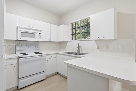 Condominio en venta en Homestead, Florida, 3 dormitorios, 110.93 m2 № 2168676 - foto 9