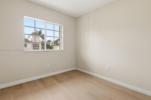 Condominio en venta en Homestead, Florida, 3 dormitorios, 110.93 m2 № 2168676 - foto 14