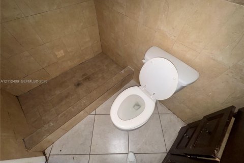 Copropriété à louer à Miramar, Floride: 2 chambres, 77.29 m2 № 2432557 - photo 8