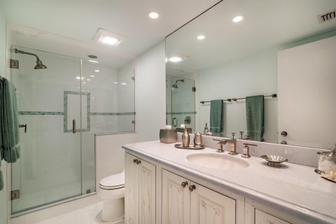 Condo in Palm Beach, Florida, 3 bedrooms  № 2250165 - photo 11