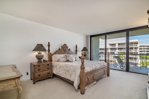 Condo in Palm Beach, Florida, 3 bedrooms  № 2250165 - photo 13