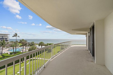 Condo in Palm Beach, Florida, 3 bedrooms  № 2250165 - photo 10