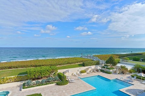 Condo in Palm Beach, Florida, 3 bedrooms  № 2250165 - photo 19