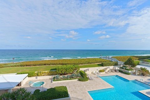 Condo in Palm Beach, Florida, 3 bedrooms  № 2250165 - photo 21