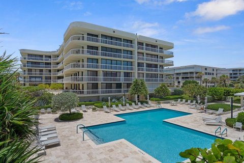 Condo in Palm Beach, Florida, 3 bedrooms  № 2250165 - photo 28