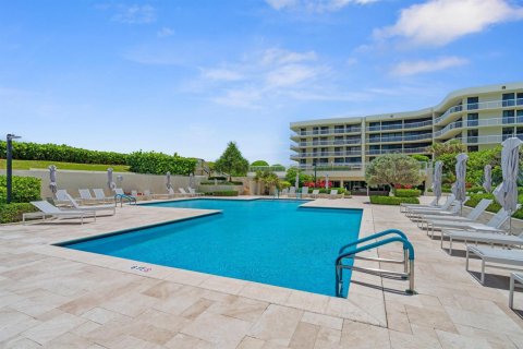 Condo in Palm Beach, Florida, 3 bedrooms  № 2250165 - photo 23
