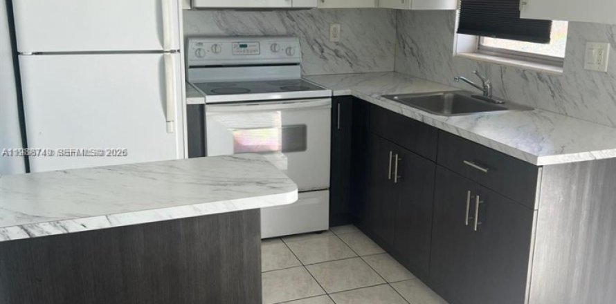 Condo à Miami, Floride, 2 chambres  № 2152639