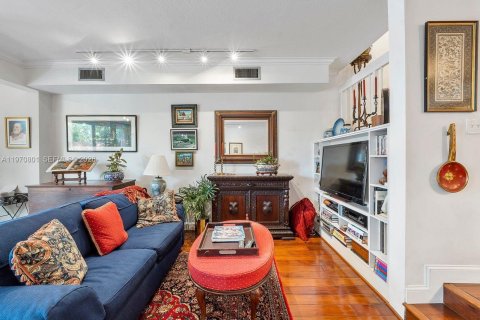 Touwnhouse à vendre à Miami, Floride: 3 chambres, 178.65 m2 № 2033769 - photo 18