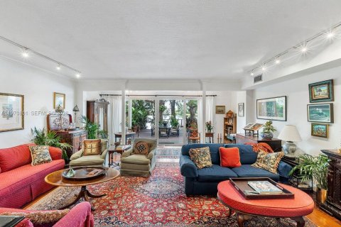 Touwnhouse à vendre à Miami, Floride: 3 chambres, 178.65 m2 № 2033769 - photo 17