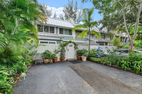 Touwnhouse à vendre à Miami, Floride: 3 chambres, 178.65 m2 № 2033769 - photo 25