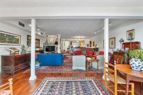 Touwnhouse à vendre à Miami, Floride: 3 chambres, 178.65 m2 № 2033769 - photo 21