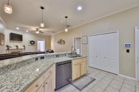 Casa en venta en Plant City, Florida, 5 dormitorios, 241.27 m2 № 1745471 - foto 9