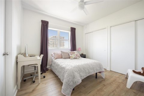 Condominio en venta en North Miami, Florida, 3 dormitorios, 221.57 m2 № 2147366 - foto 15