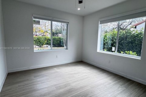 Appartement à louer à Miami Beach, Floride: 2 chambres, 74.32 m2 № 2024664 - photo 7