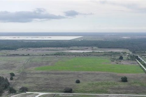 Купить земельный участок в Майкка Сити, Флорида № 1760000 - фото 9