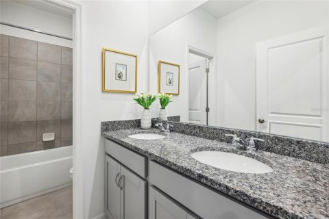 Casa en venta en Grand Island, Florida, 4 dormitorios, 211.54 m2 № 2219057 - foto 23