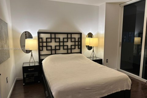 Condo in Aventura, Florida, 1 bedroom  № 2002742 - photo 8