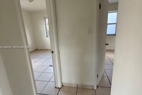 Снять в аренду виллу или дом в Майами, Флорида 3 спальни, 86.96м2, № 2023973 - фото 13