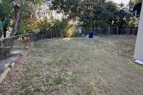 Снять в аренду виллу или дом в Майами, Флорида 3 спальни, 86.96м2, № 2023973 - фото 18