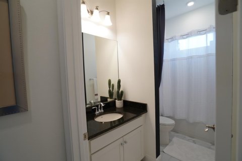 Villa ou maison à louer à Westlake, Floride: 3 chambres, 284.84 m2 № 2384870 - photo 28