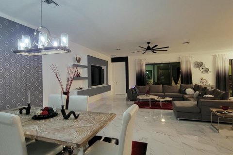 Villa ou maison à louer à Westlake, Floride: 3 chambres, 284.84 m2 № 2384870 - photo 13