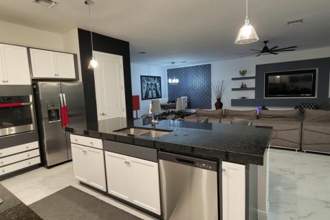 Villa ou maison à louer à Westlake, Floride: 3 chambres, 284.84 m2 № 2384870 - photo 5