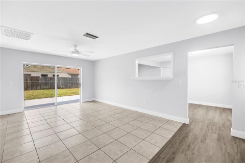 Casa en venta en Bradenton, Florida, 3 dormitorios, 135.27 m2 № 2384192 - foto 4