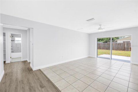 Casa en venta en Bradenton, Florida, 3 dormitorios, 135.27 m2 № 2384192 - foto 5