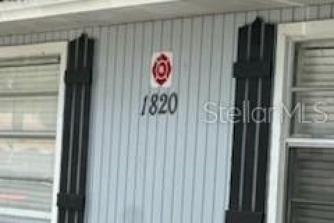Propiedad comercial en venta en Ocala, Florida, 8 dormitorios, 300.35 m2 № 2115885 - foto 2