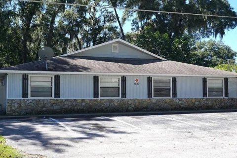Propiedad comercial en Ocala, Florida 8 dormitorios, 300.35 m2 № 2115885