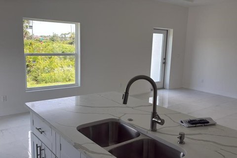 Casa en alquiler en Placida, Florida, 3 dormitorios, 150.97 m2 № 1879315 - foto 6