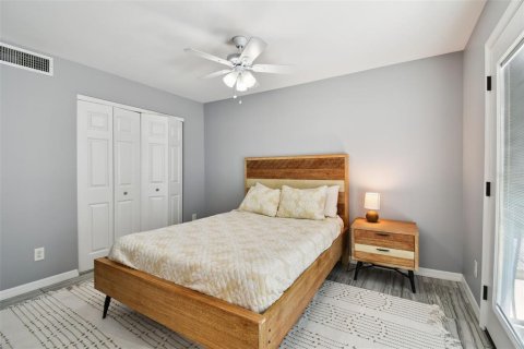 Propiedad comercial en venta en Belleair Bluffs, Florida, 334.82 m2 № 1844329 - foto 17