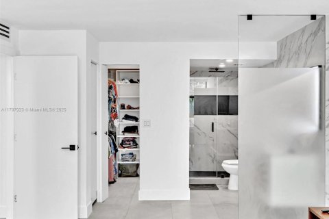 Condominio en venta en Fort Lauderdale, Florida, 2 dormitorios, 116.13 m2 № 1709181 - foto 21