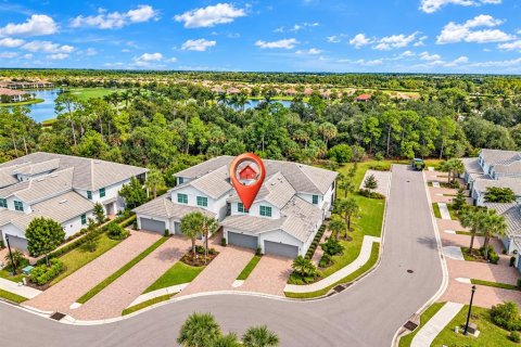 Copropriété à vendre à Punta Gorda, Floride: 3 chambres, 206.43 m2 № 2421893 - photo 3
