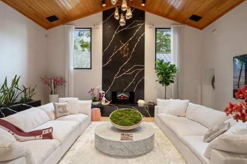 Casa en venta en Orlando, Florida, 4 dormitorios, 326.27 m2 № 1806552 - foto 13
