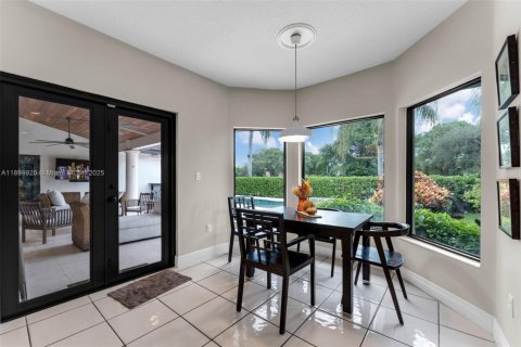 Casa en venta en Miami, Florida, 4 dormitorios, 290.69 m2 № 1949302 - foto 17