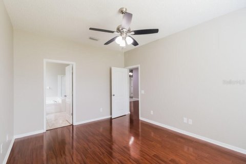 Villa ou maison à louer à Tampa, Floride: 3 chambres, 123.56 m2 № 2416572 - photo 9