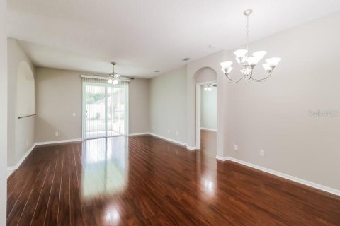 Villa ou maison à louer à Tampa, Floride: 3 chambres, 123.56 m2 № 2416572 - photo 5