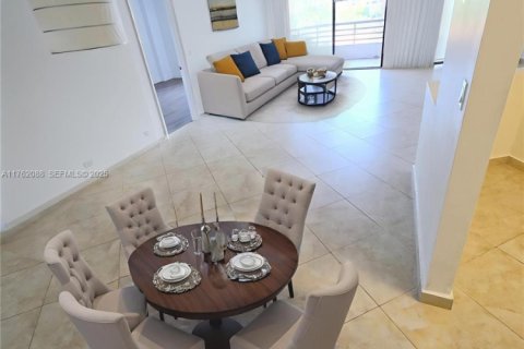 Condo à Aventura, Floride, 1 chambre  № 2039277